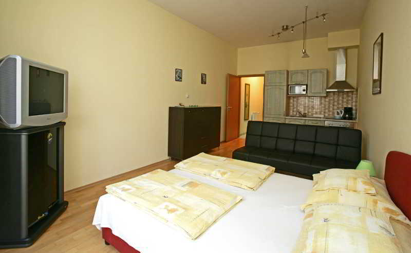 Astra Apartments Budapeszt Zewnętrze zdjęcie